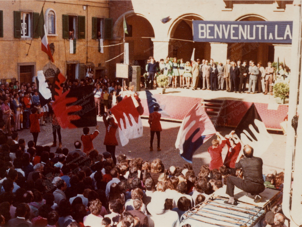 Spettacolo folkloristico durante la Sagra delle Ciliegie del 1973