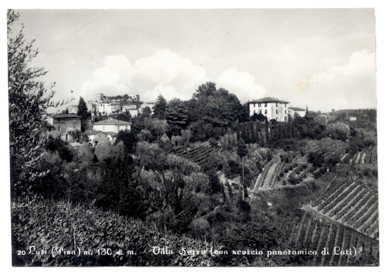 Lari - Villa Serra con scorcio panoramico.jpg