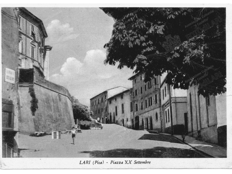 Lari - Piazza XX Settembre