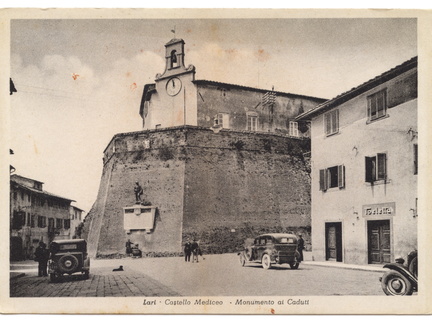 Lari - Castello Mediceo - Monumento ai Caduti