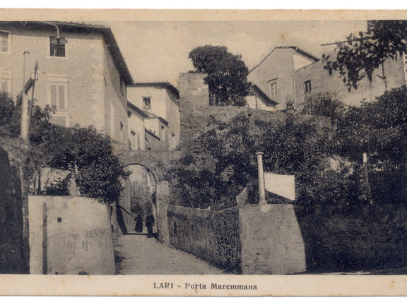 Lari - Porta Maremmana